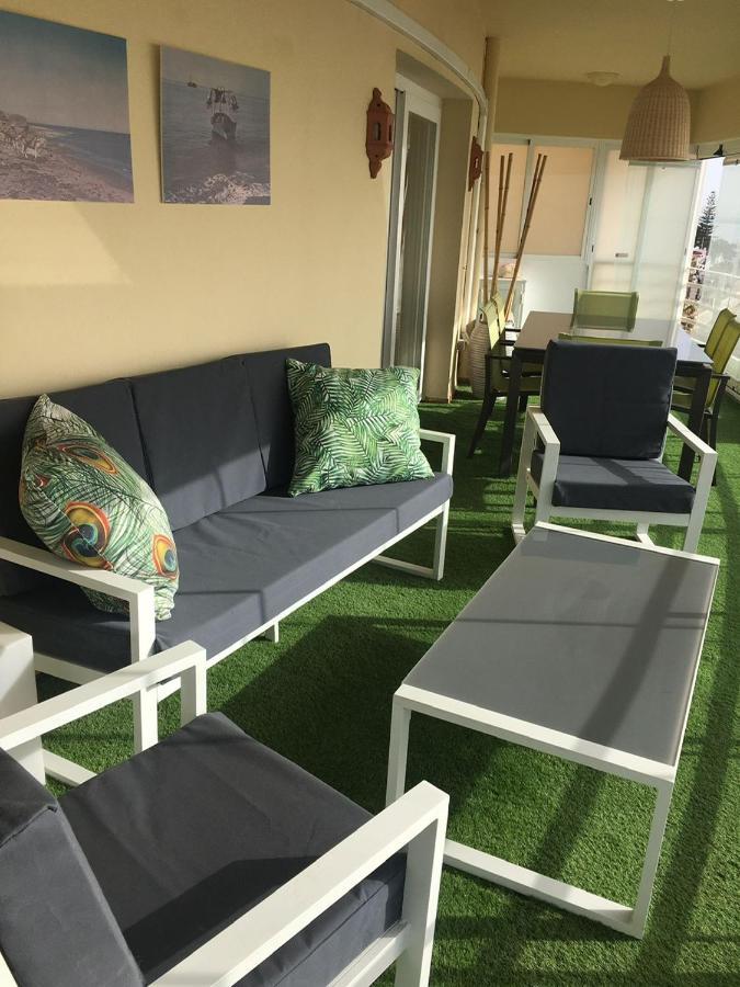 Apartamento En Primera Linea/Beachfront Apartment Фуэнхирола Экстерьер фото