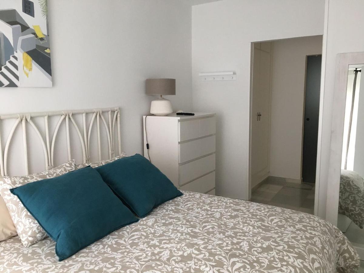 Apartamento En Primera Linea/Beachfront Apartment Фуэнхирола Экстерьер фото