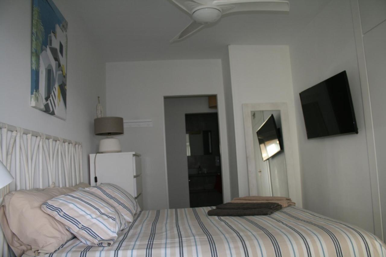 Apartamento En Primera Linea/Beachfront Apartment Фуэнхирола Экстерьер фото
