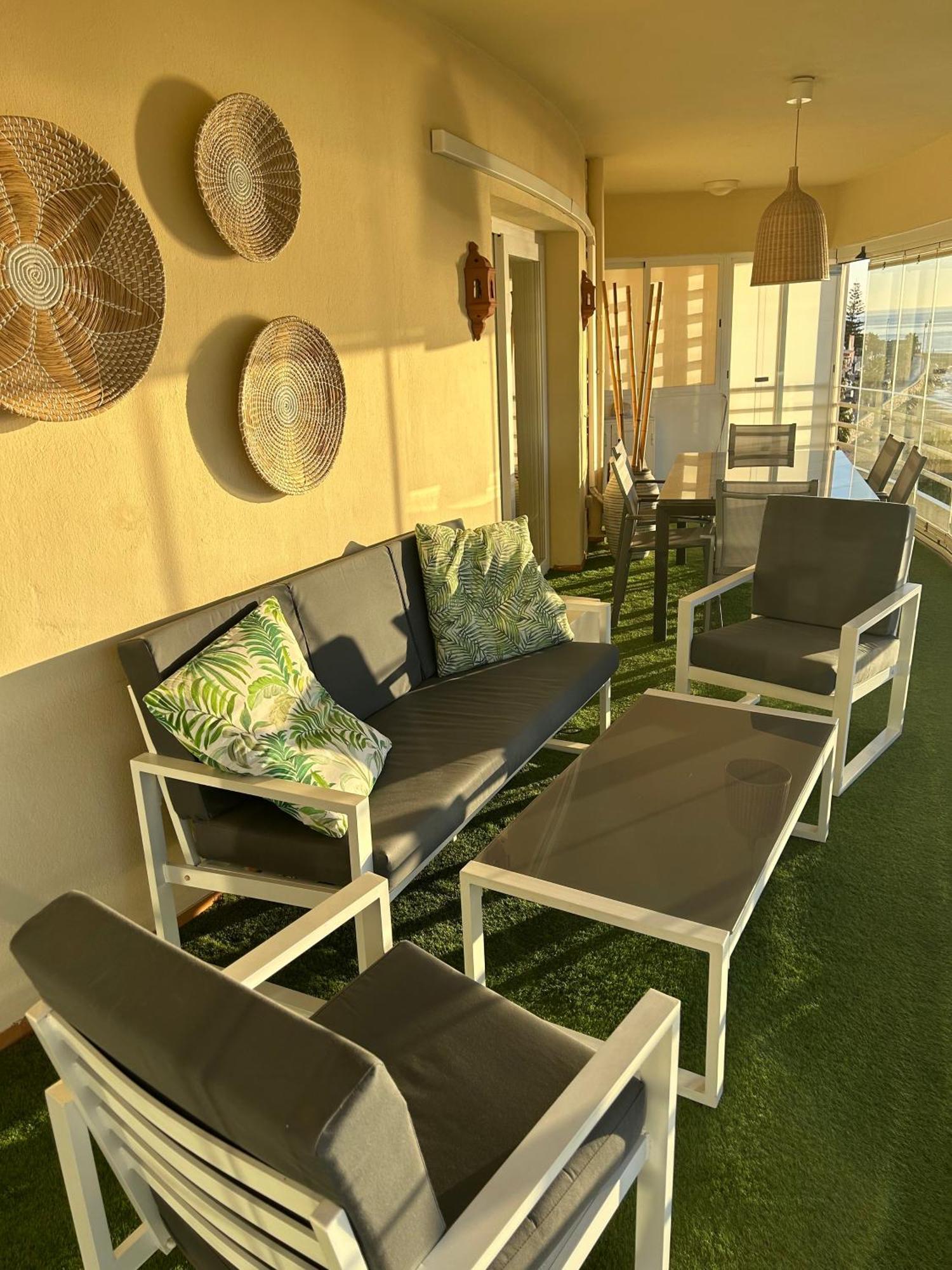 Apartamento En Primera Linea/Beachfront Apartment Фуэнхирола Экстерьер фото